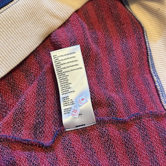 Free People EUC worn once! Classic Striped Oversized Crewneck Sweatshirt Size - Picture 9 of 9